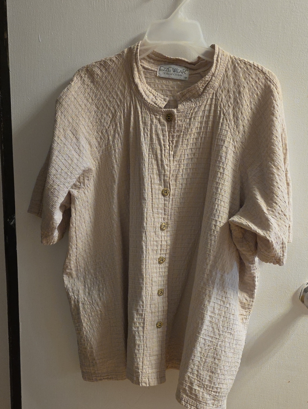 Women's Cream Textured Button-Down Shirt